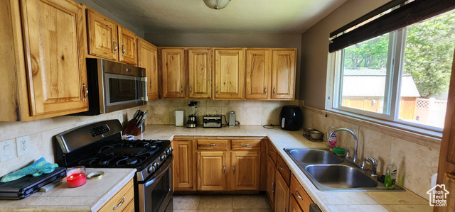 Property Photo: 1132 E 360 S UT 84606