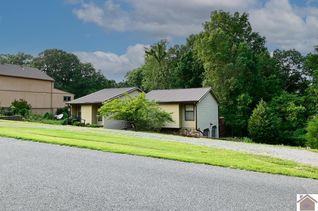 Property Photo: 250 Jan Ann Dr KY 42003