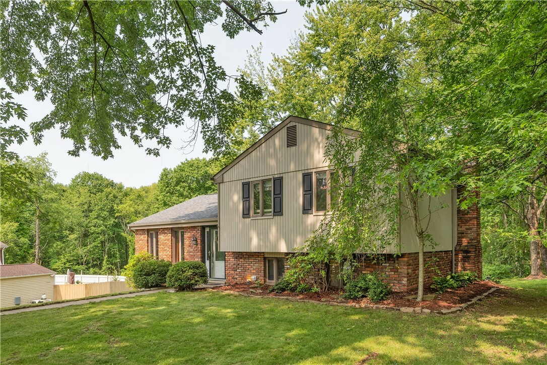 Property Photo:  5015 Graphic Dr  PA 15044 