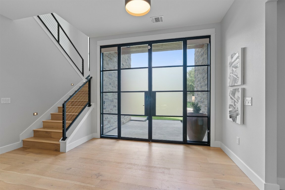 Property Photo: 1707 Barn Swallow Drive TX 78746
