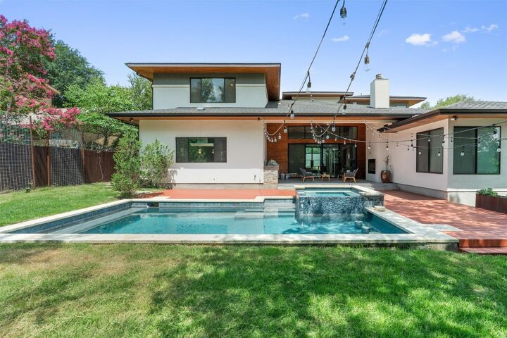 Property Photo: 1707 Barn Swallow Drive TX 78746