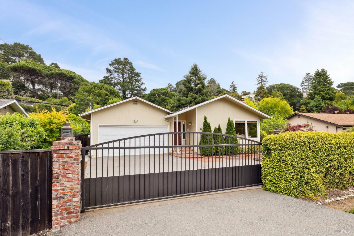 Property Photo: 137 Tiburon Boulevard CA 94941