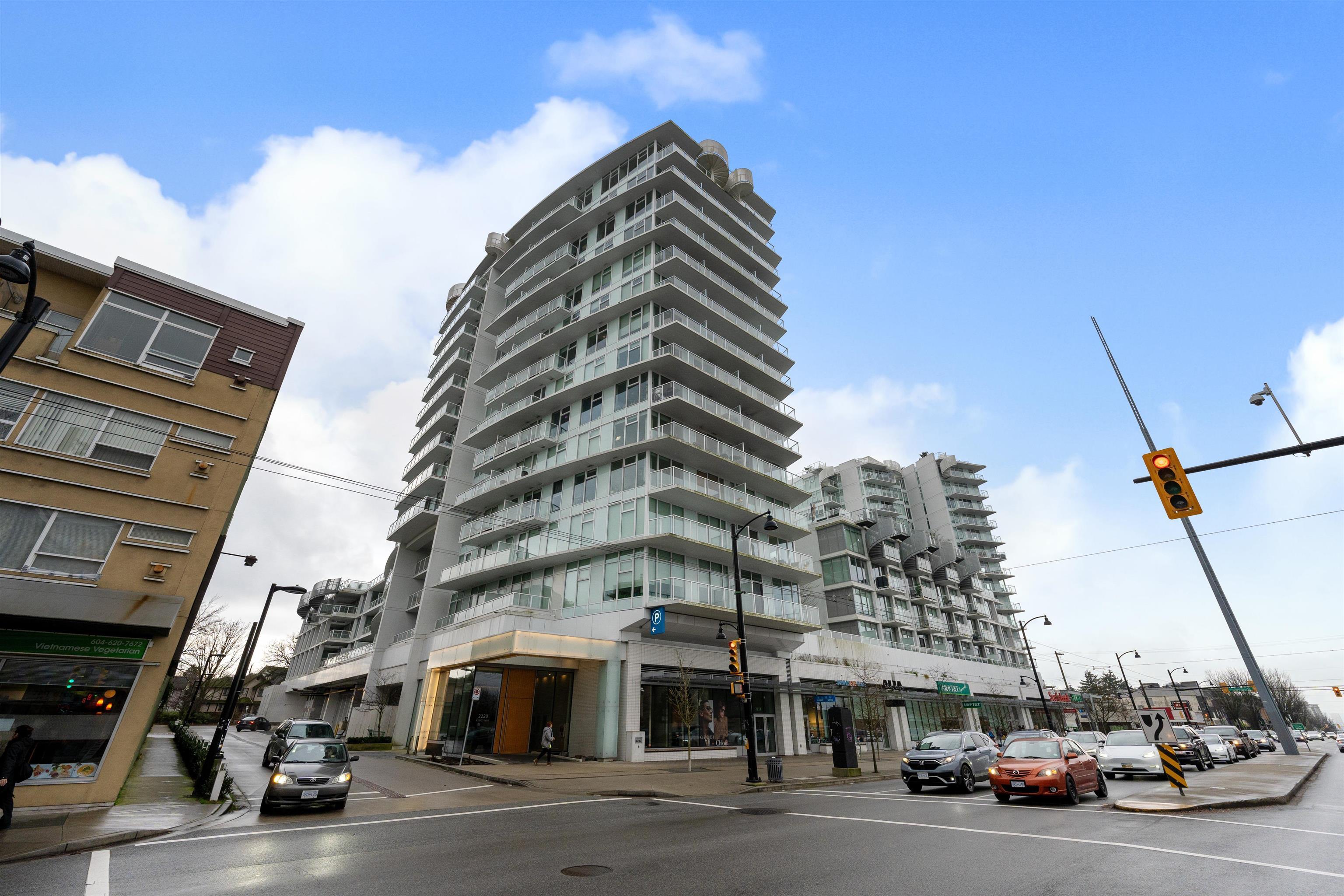 Property Photo: 2220 Kingsway 1210 BC V5N 2T7