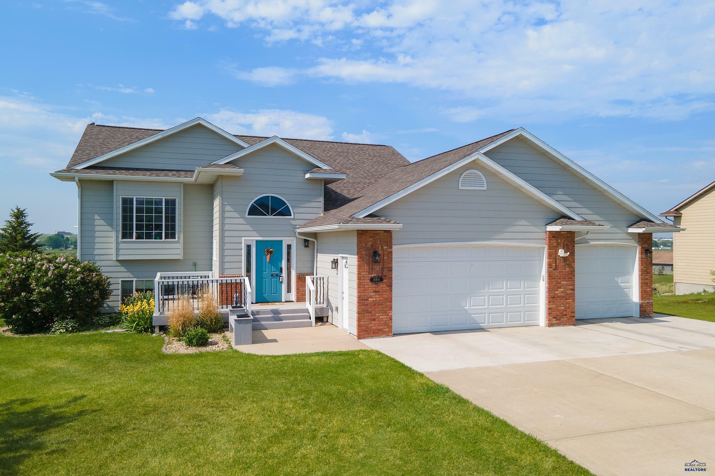 Property Photo: 14818 Pheasant Pl SD 57719