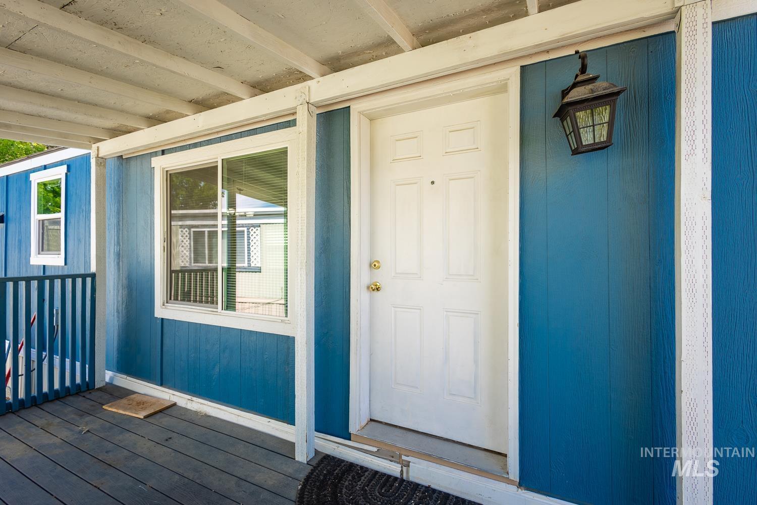 Property Photo: 5209 W Targee St #18 ID 83705