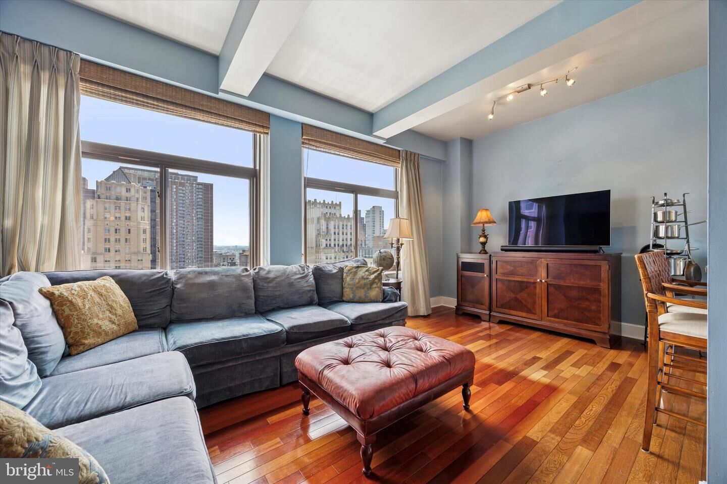 Property Photo:  1500 Chestnut Street 18A  PA 19102 