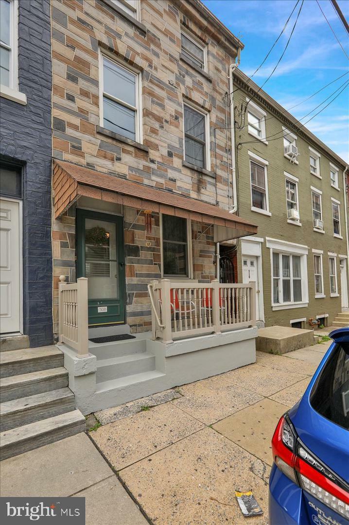 Property Photo: 508 N Queen Street PA 17603