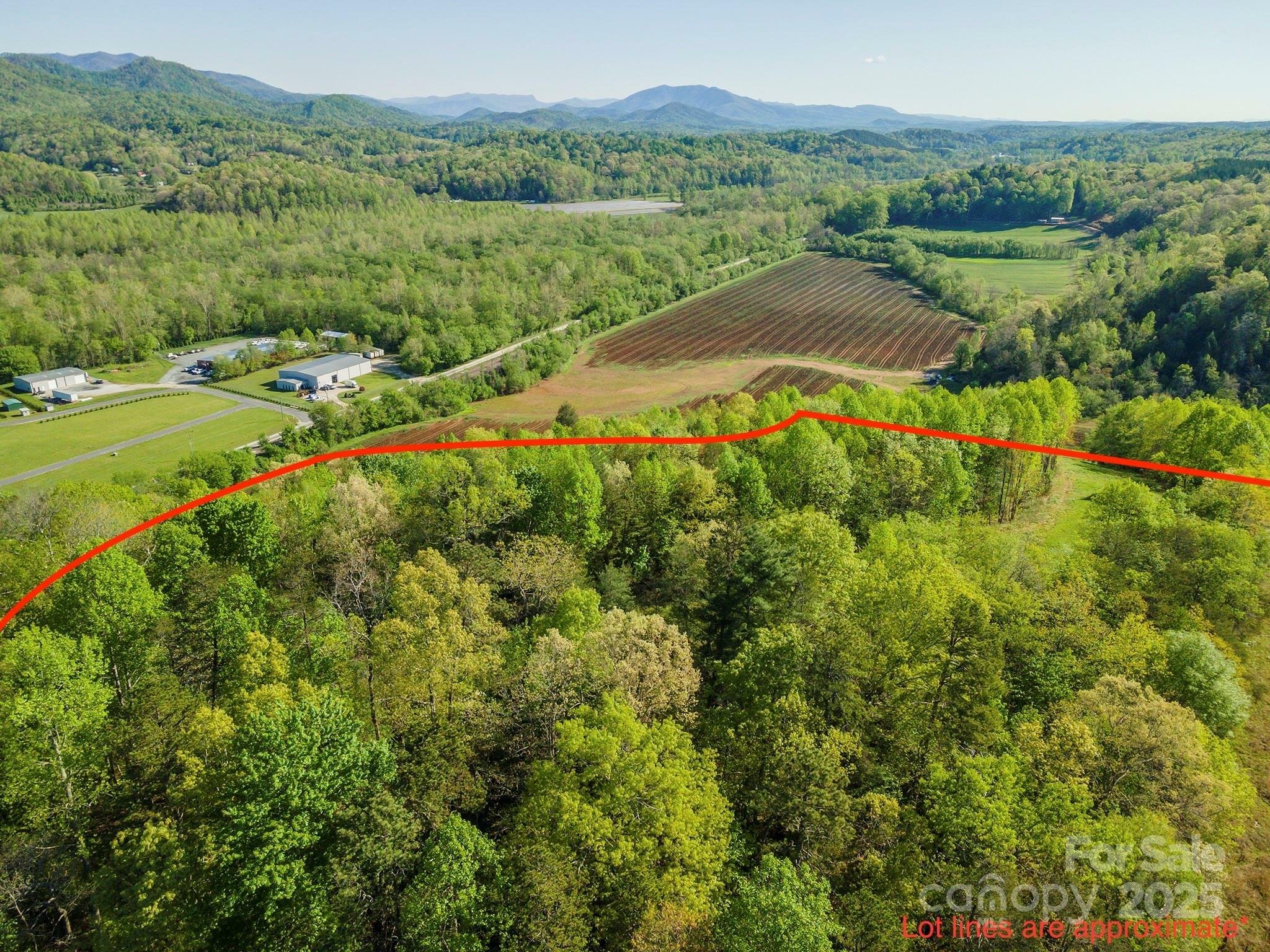 Property Photo: 000 Thousand Oaks Drive NC 28752