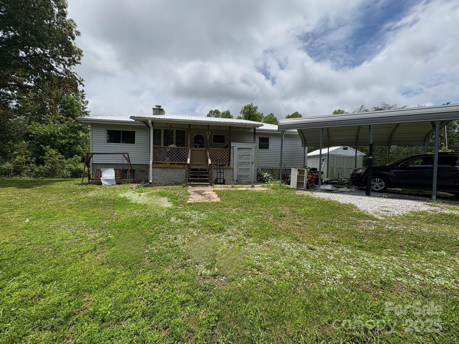Property Photo: 78 Moffitt Hill Church Road NC 28762
