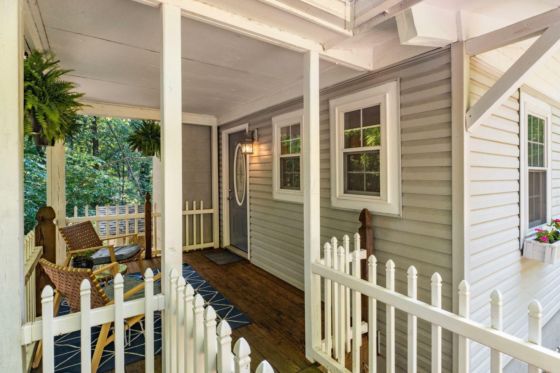 Property Photo: 831 Kickapoo Court OH 43107