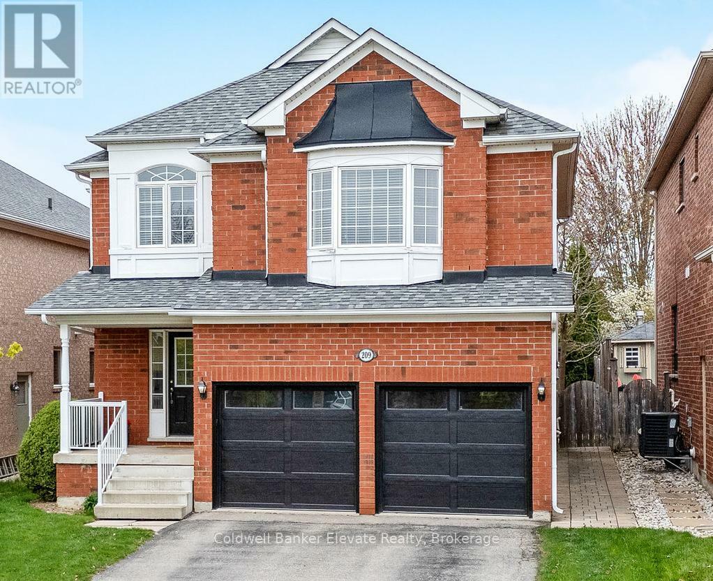 Photo de la propriété:  209 Eaton Street  ON L7G 5Y2 