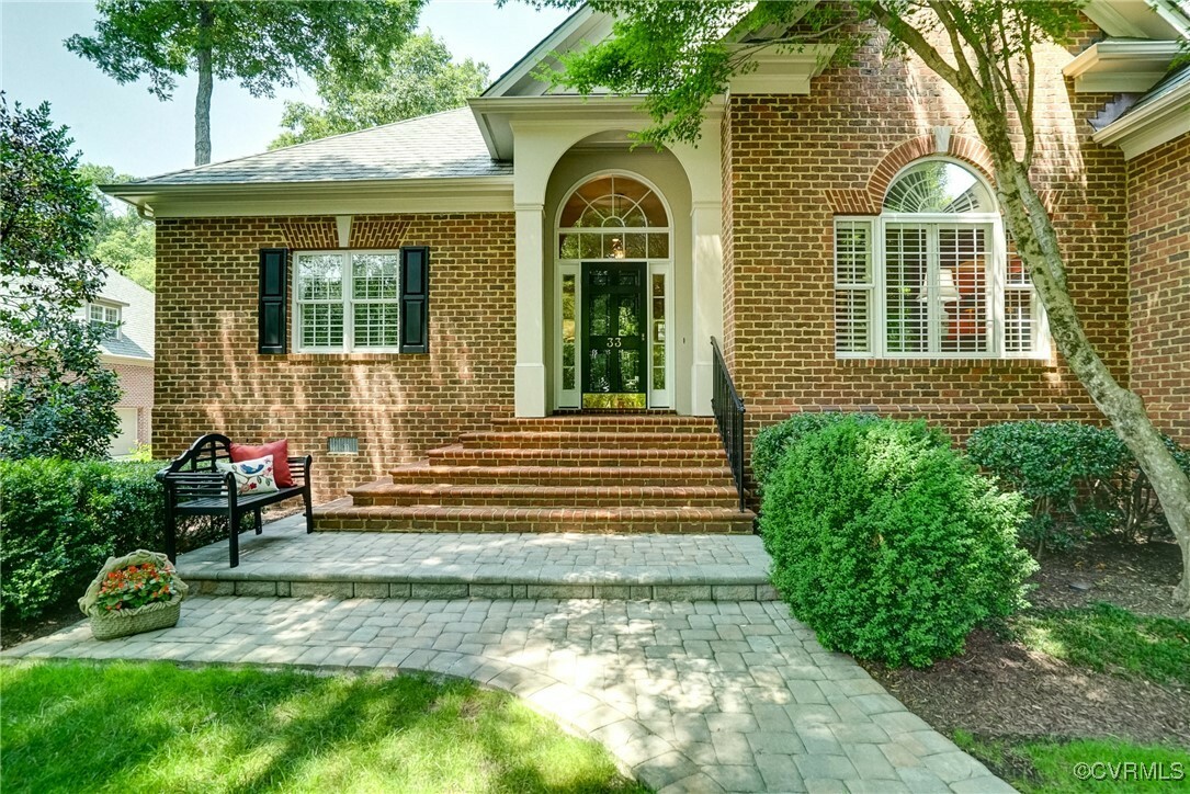 Property Photo: 33 E Square Lane VA 23238