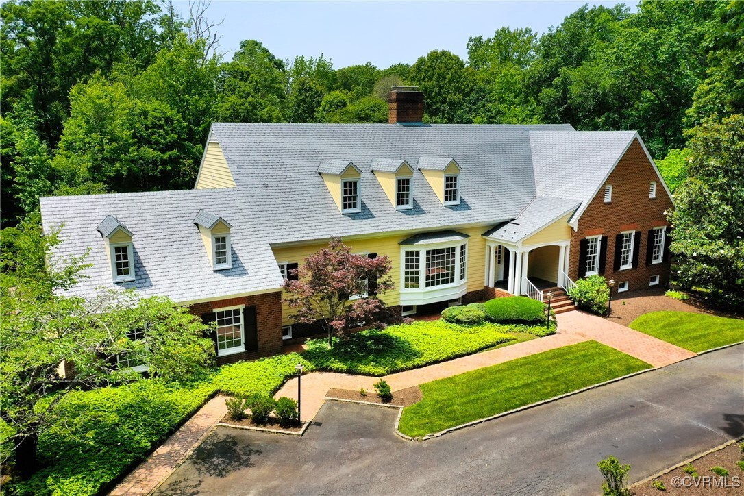 Property Photo: 3320 Traylor Drive VA 23235