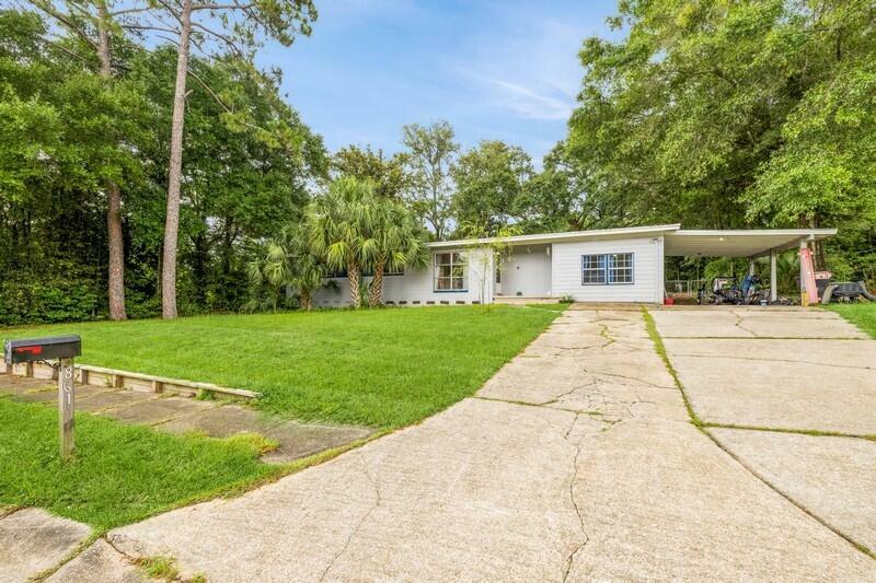 Property Photo: 861 Wynnehurst Street FL 32503