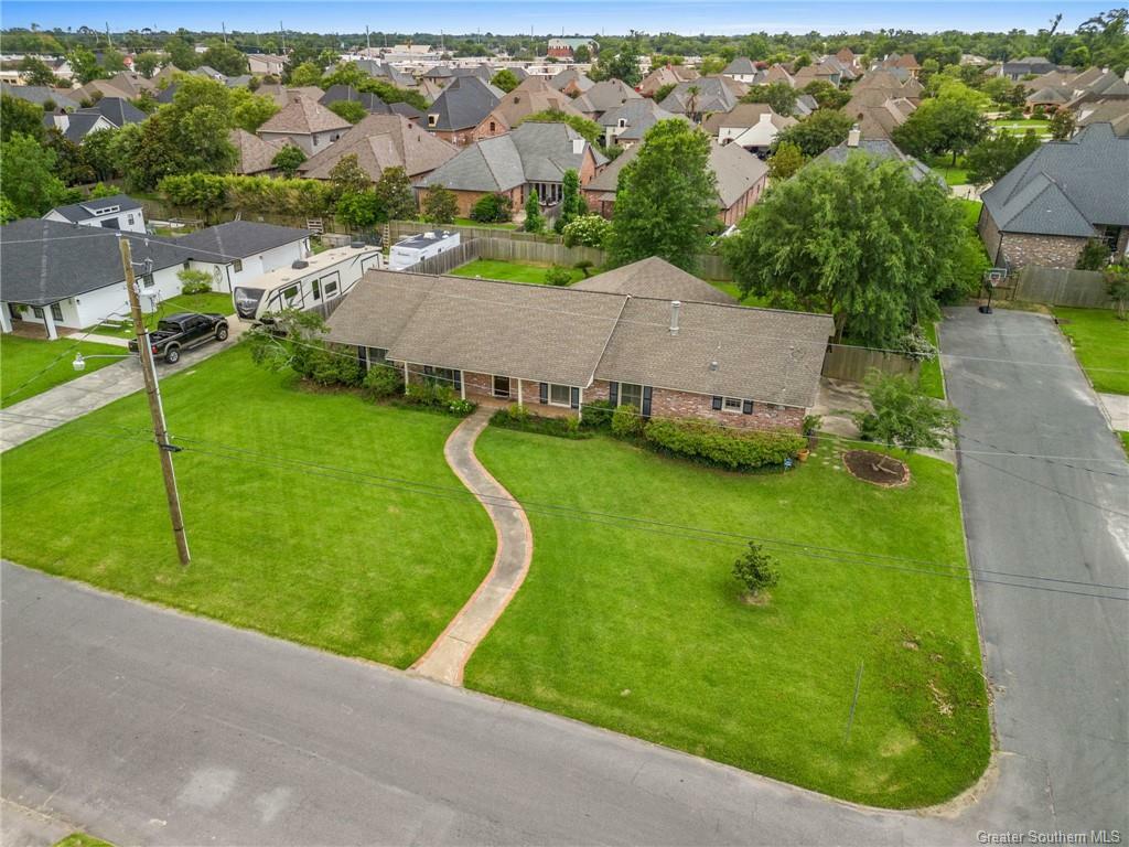 Property Photo:  919 Akron Street  LA 70605 