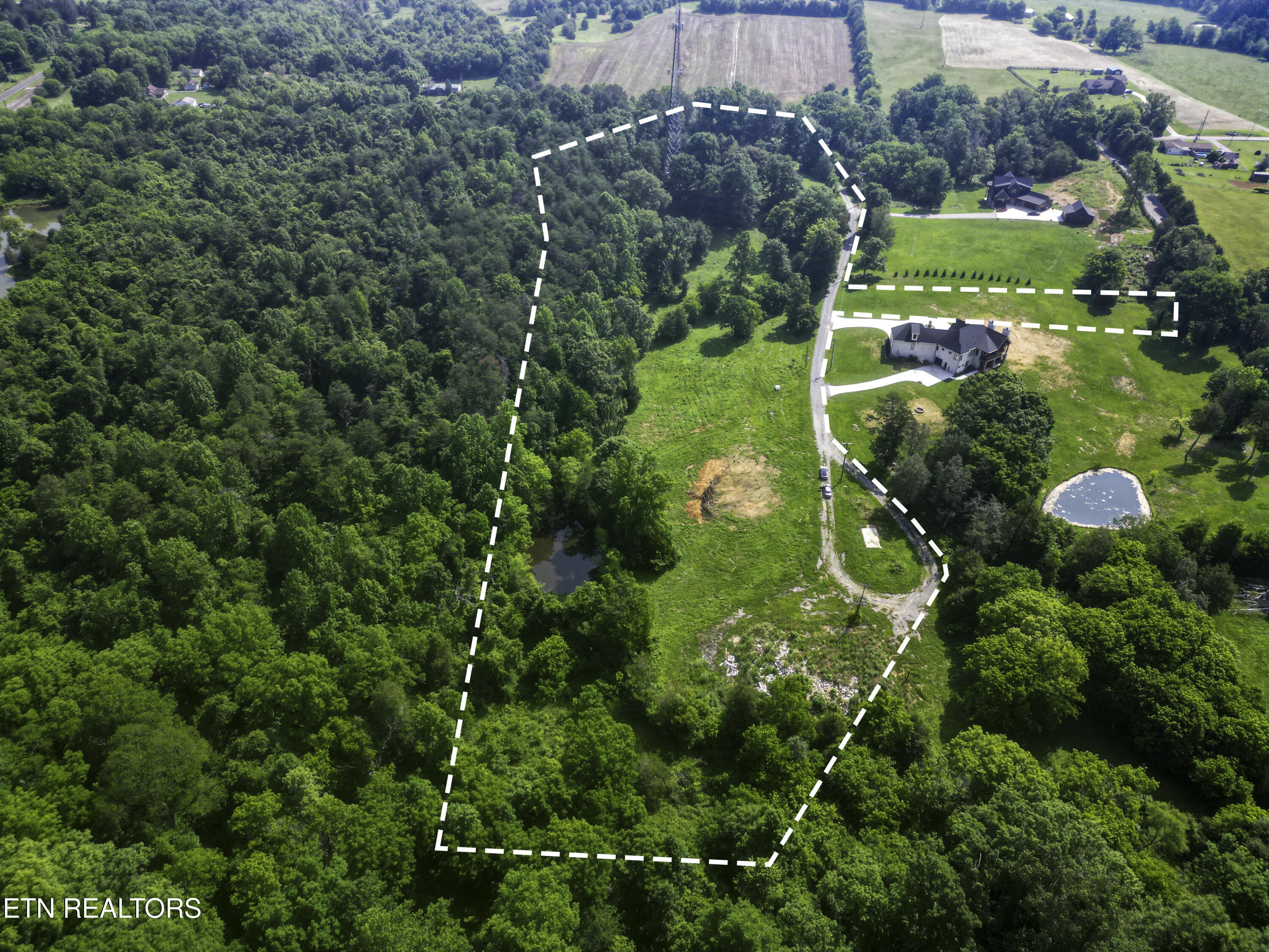Property Photo: 4945 Wise Springs Rd TN 37918