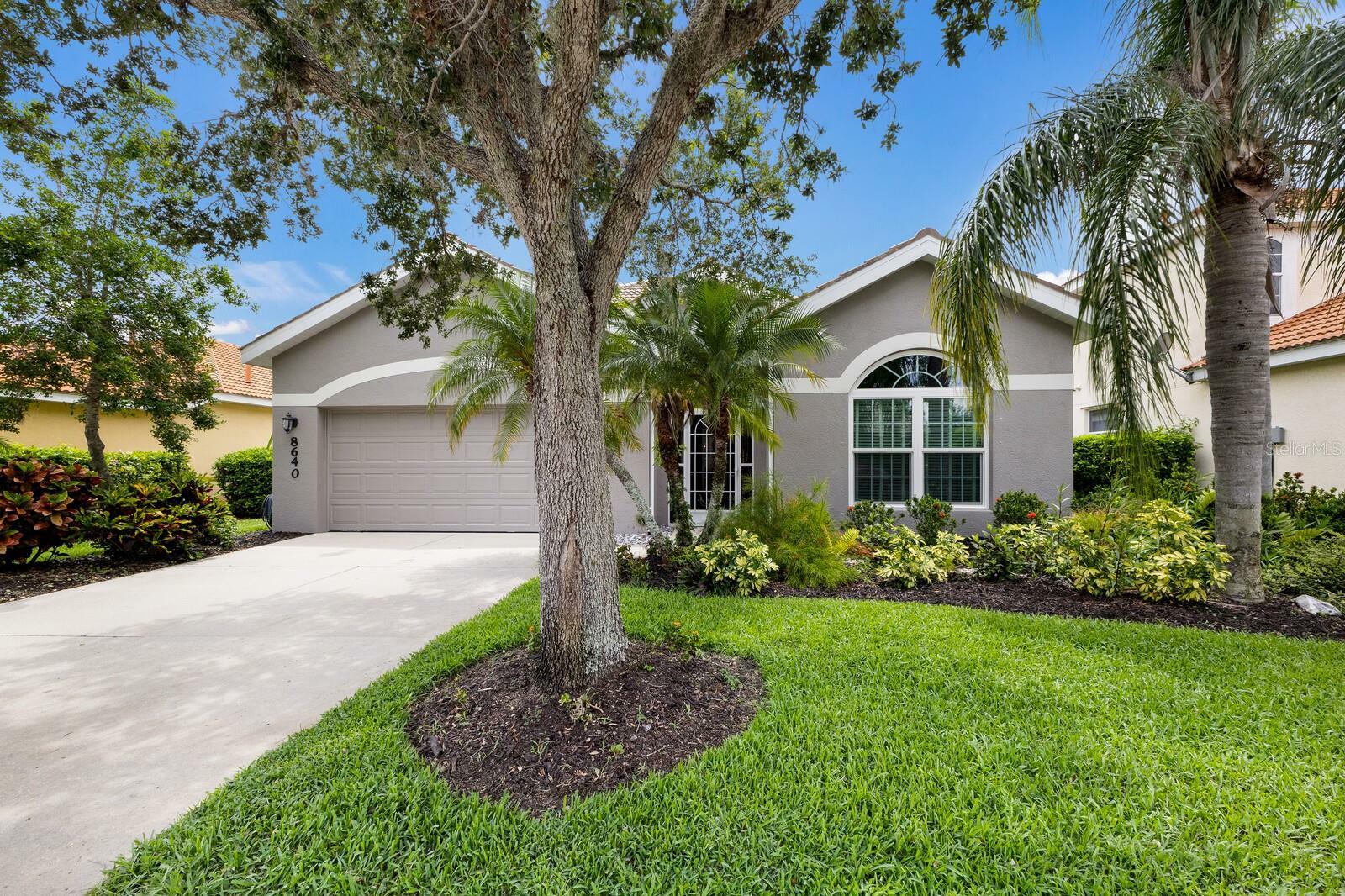 Property Photo: 8640 Stone Harbour Loop FL 34212