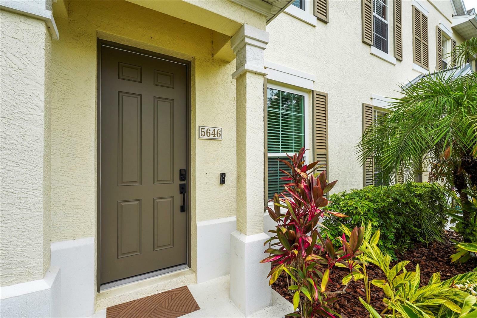 Property Photo:  5646 Simonton Street  FL 34203 