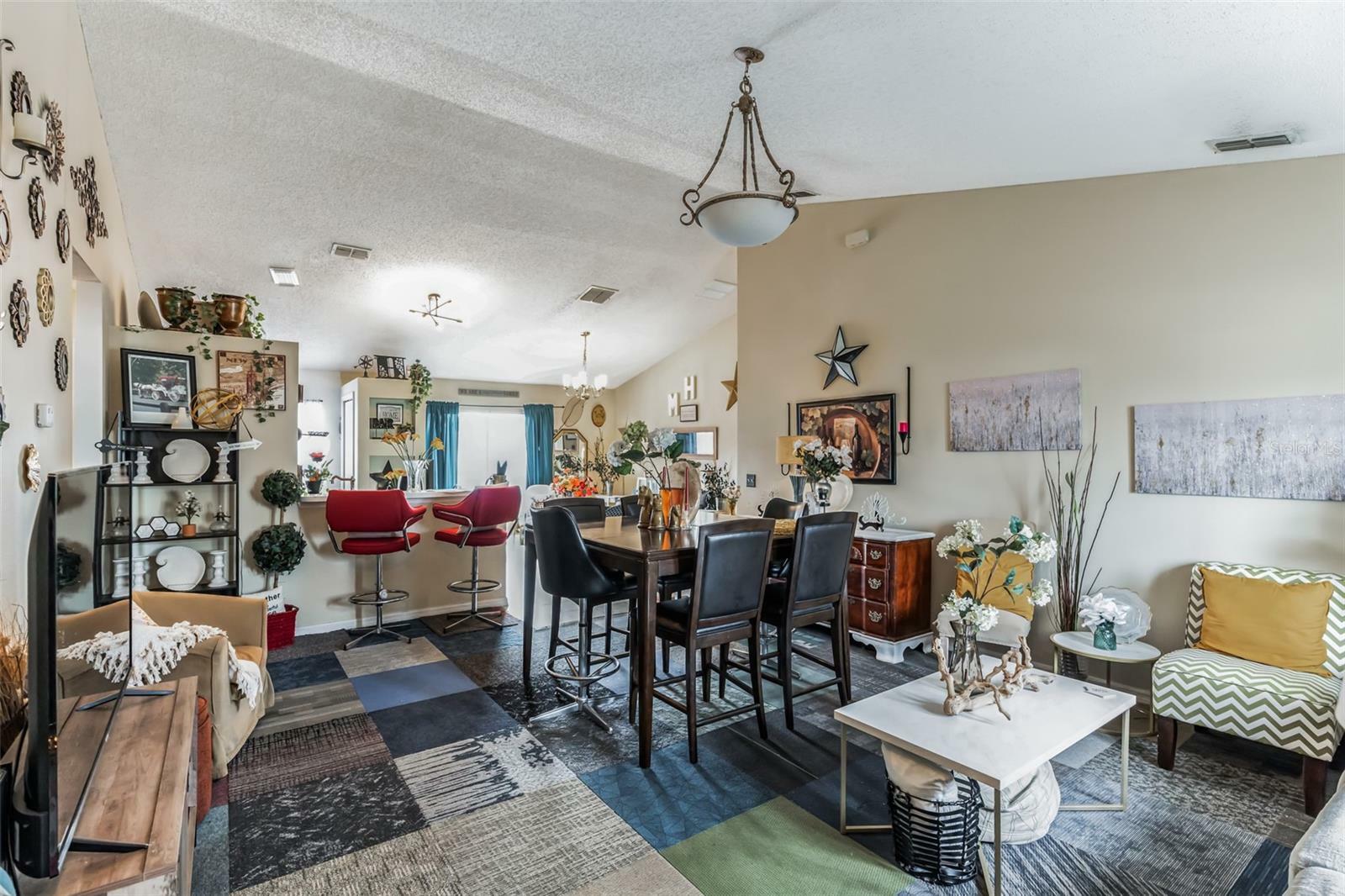 Property Photo: 1907 Myakka Ct FL 34759