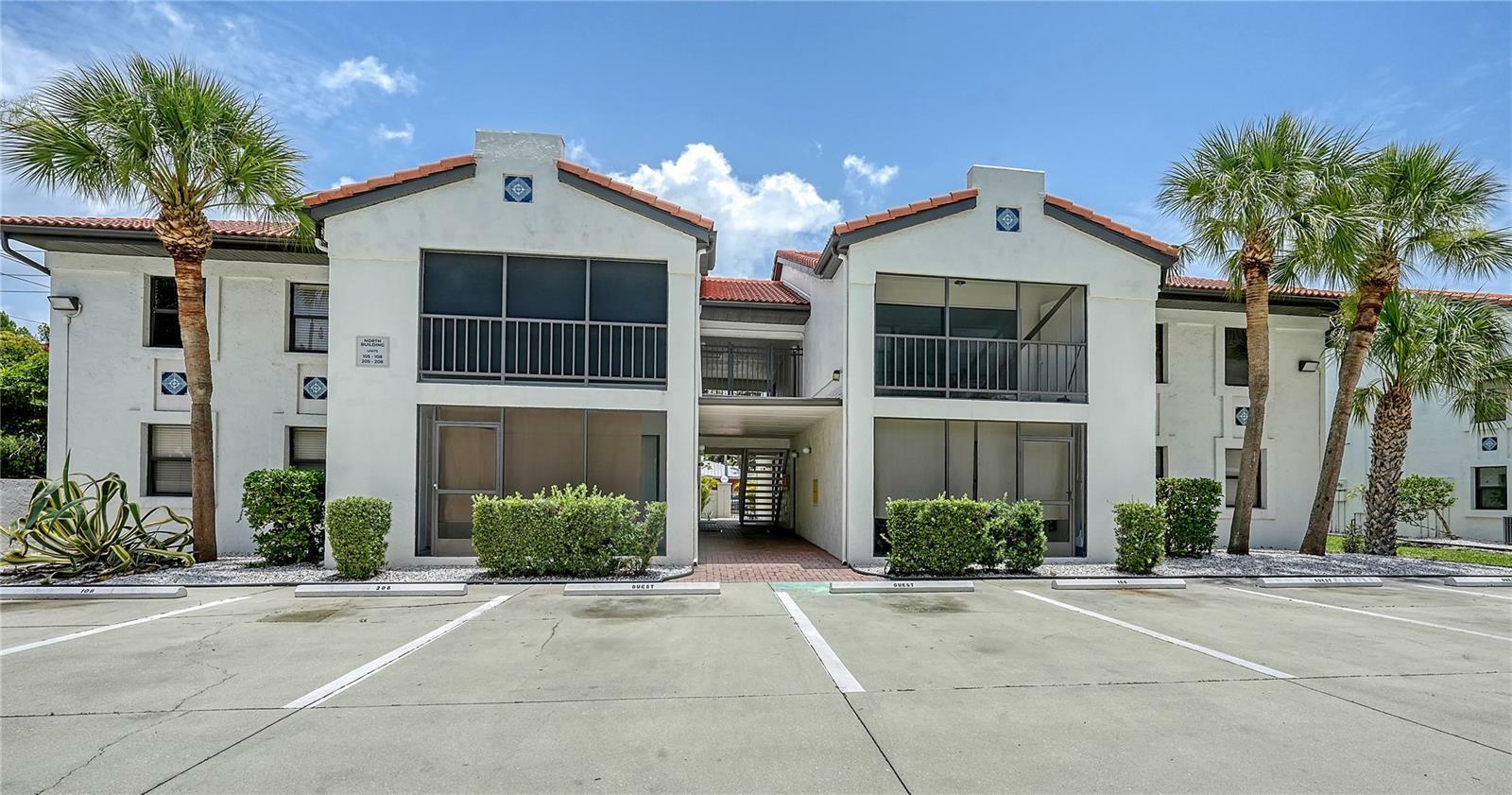 Property Photo: 631 N Orange Avenue 208 FL 34236