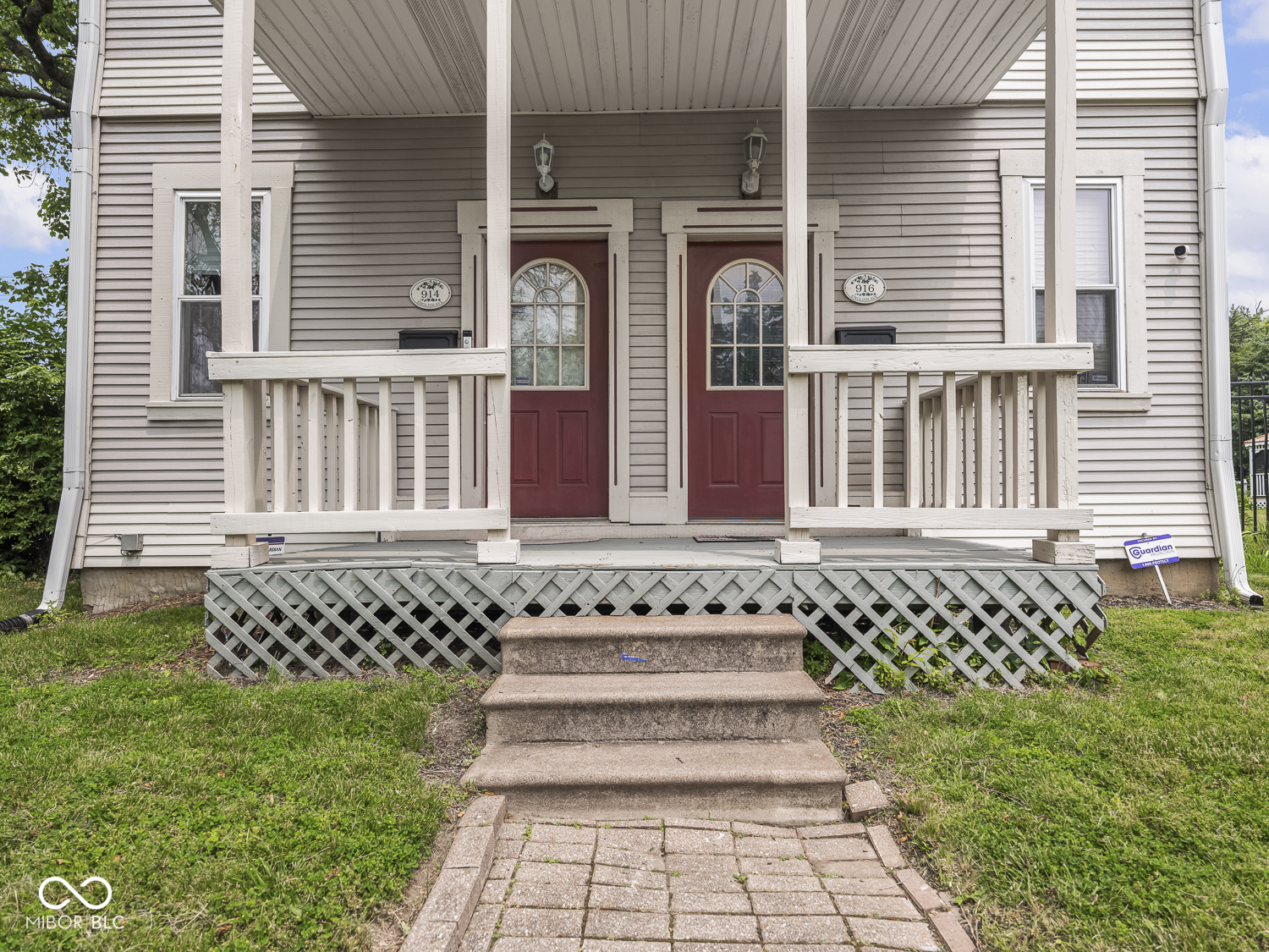 Property Photo: 914 English Avenue IN 46203