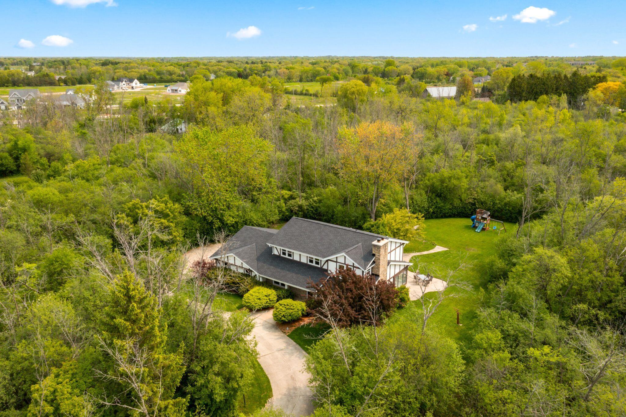 Property Photo: 8650 N River Rd WI 53217