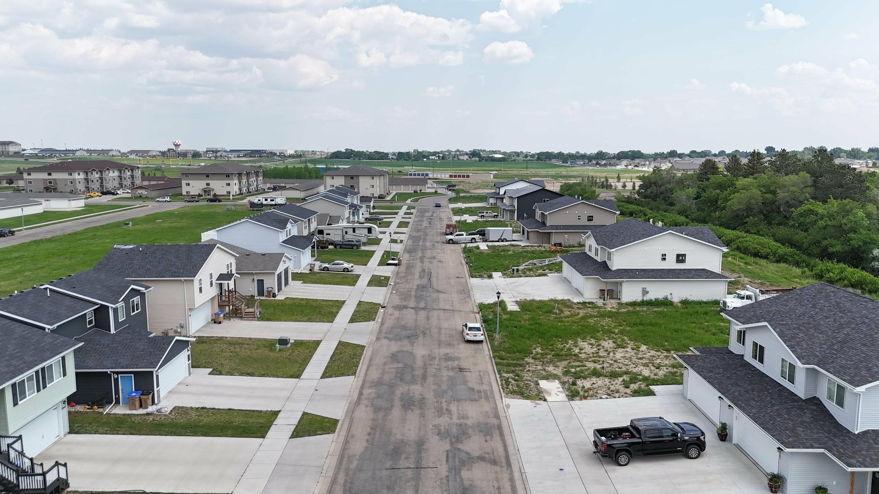 Property Photo: 3328 NW 20th Ave ND 58703