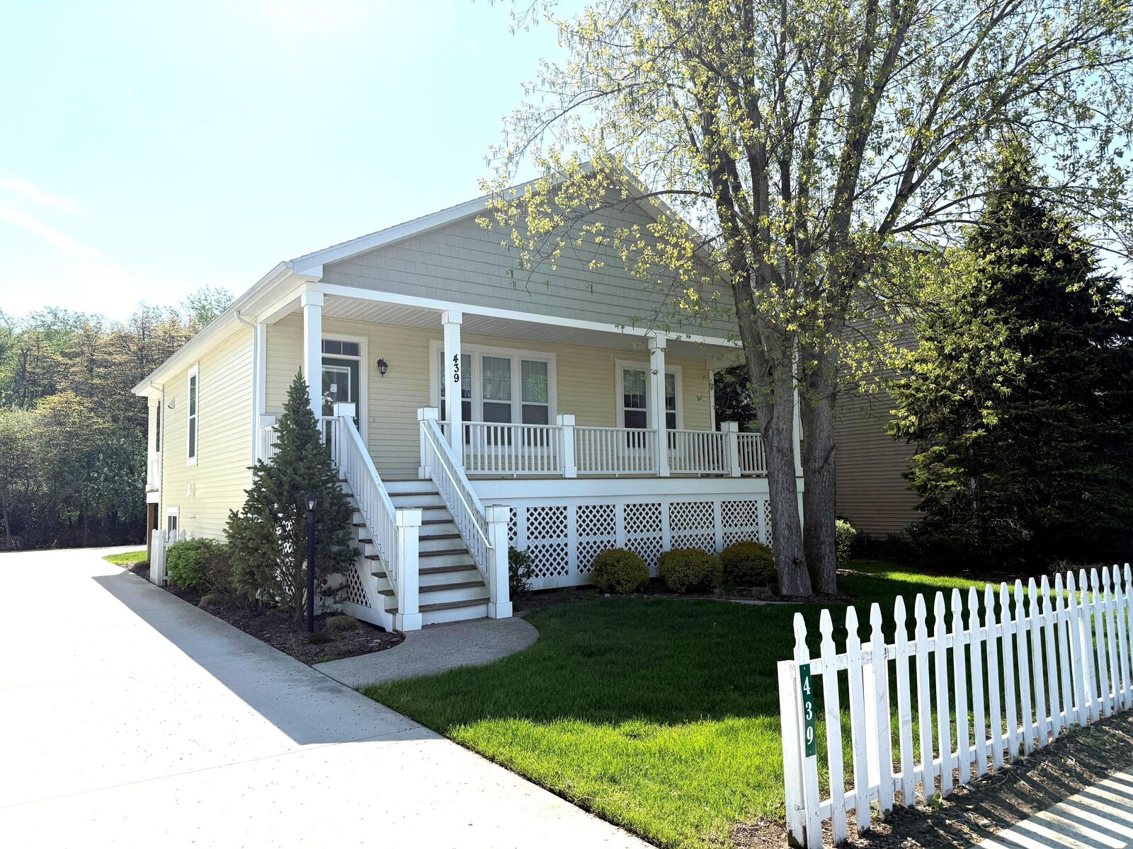 Property Photo:  439 Summer Grove Drive  MI 49406 