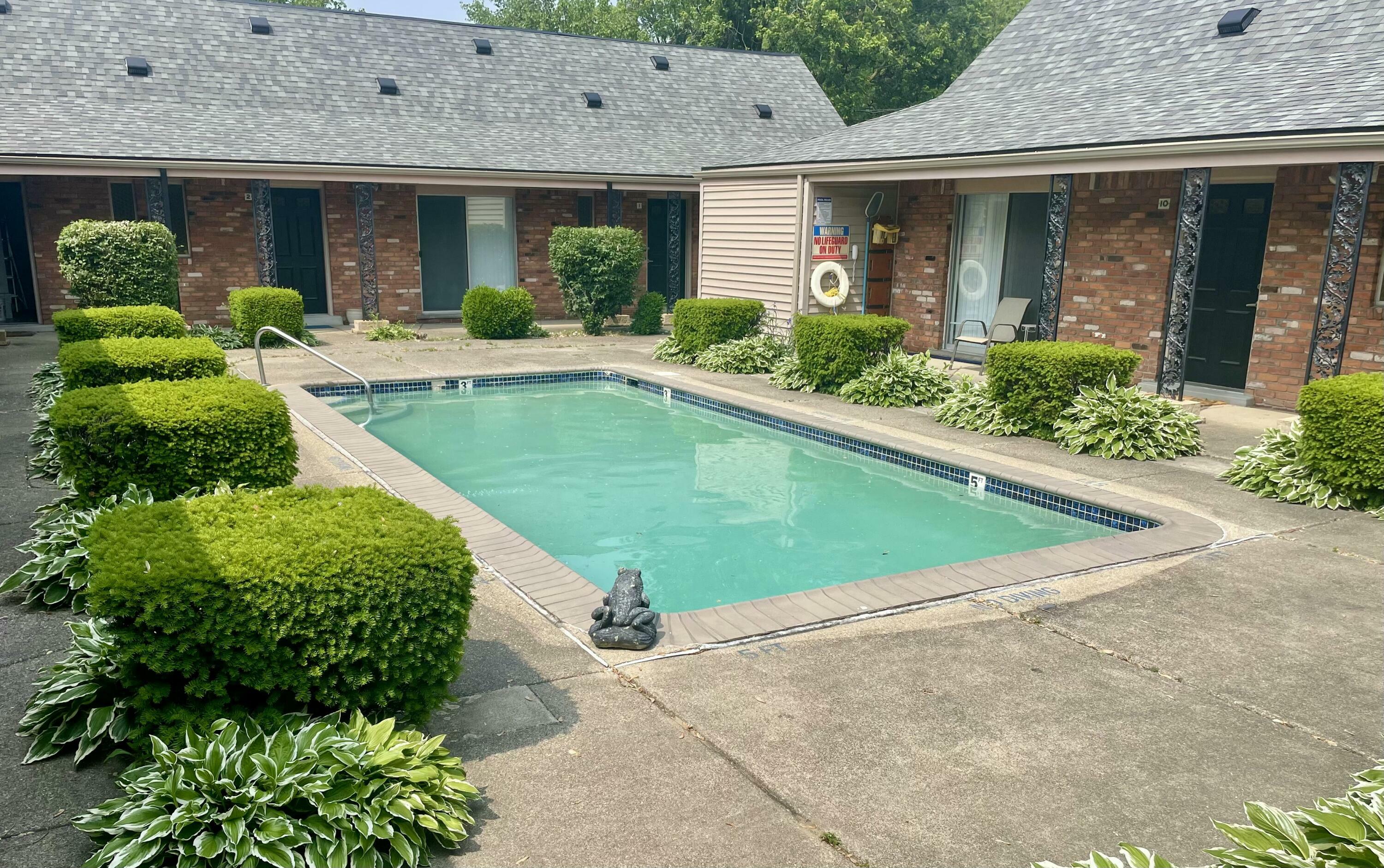 Property Photo: 620 E Lincoln Avenue MI 48067