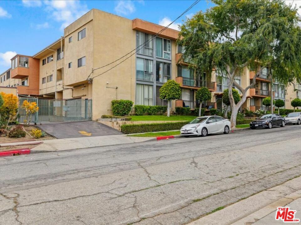 805 Glenway Drive 323  Inglewood CA 90302 photo