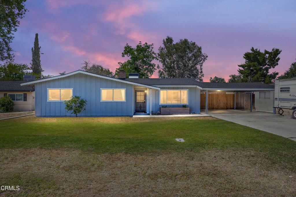 Property Photo:  10217 Enger Street  CA 93312 