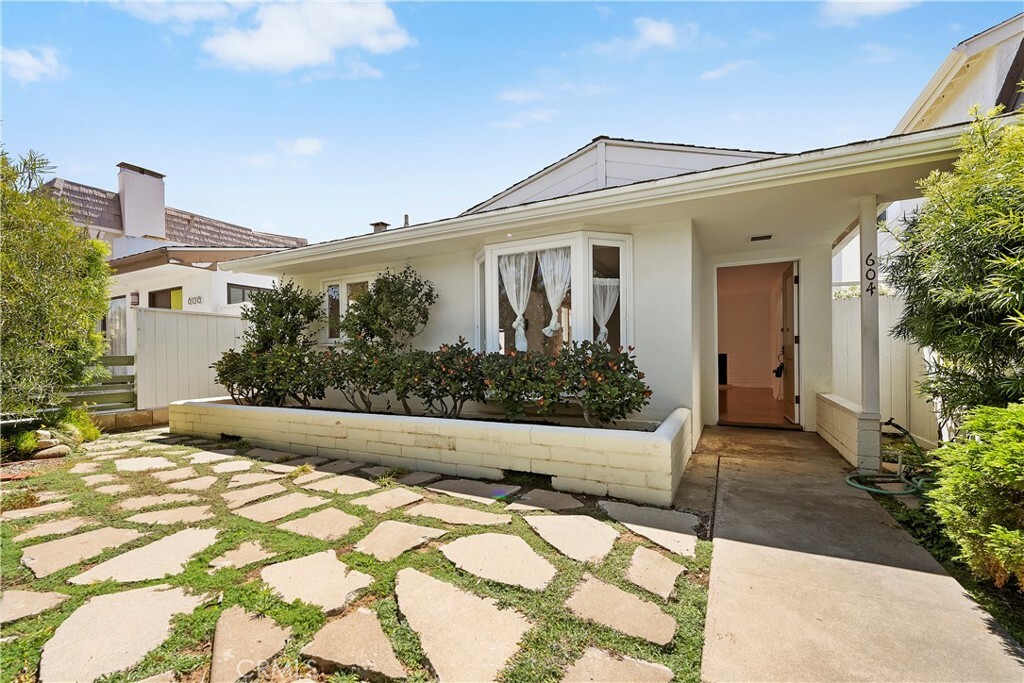 604 Marguerite Avenue  Corona Del Mar CA 92625 photo