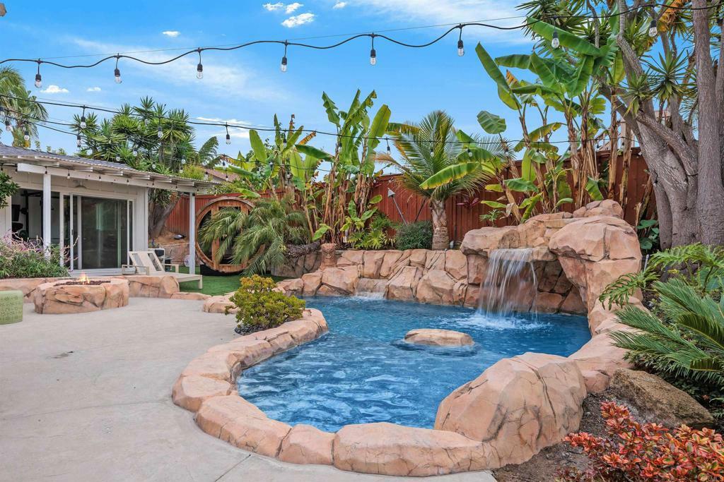 3984 Scott Dr.  Carlsbad CA 92008 photo