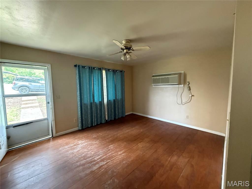 Property Photo: 704 High Street MO 63764