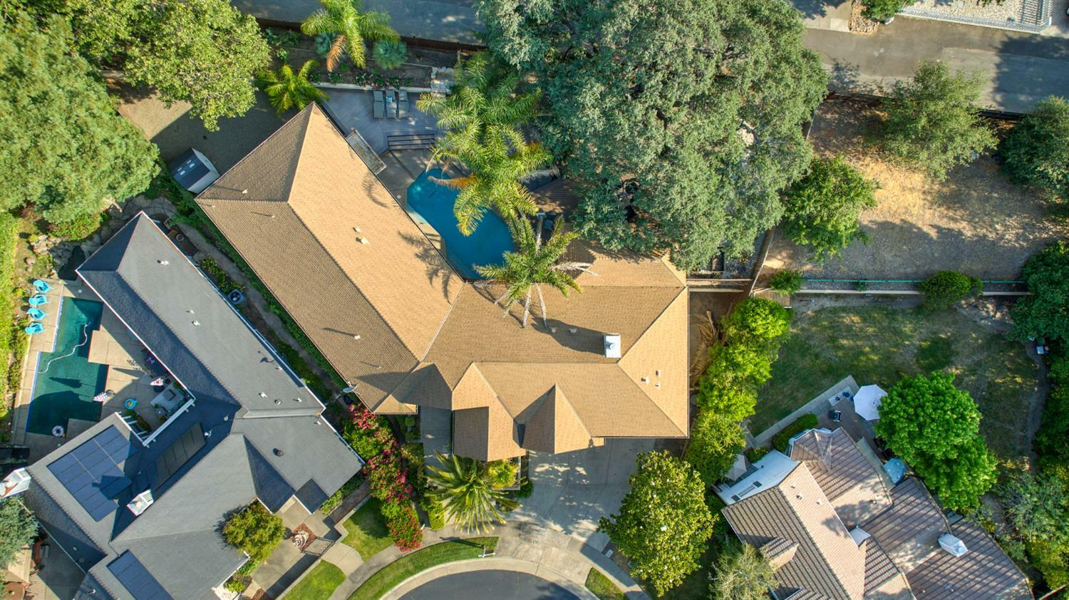 Property Photo: 20 Somer Ridge Drive CA 95661