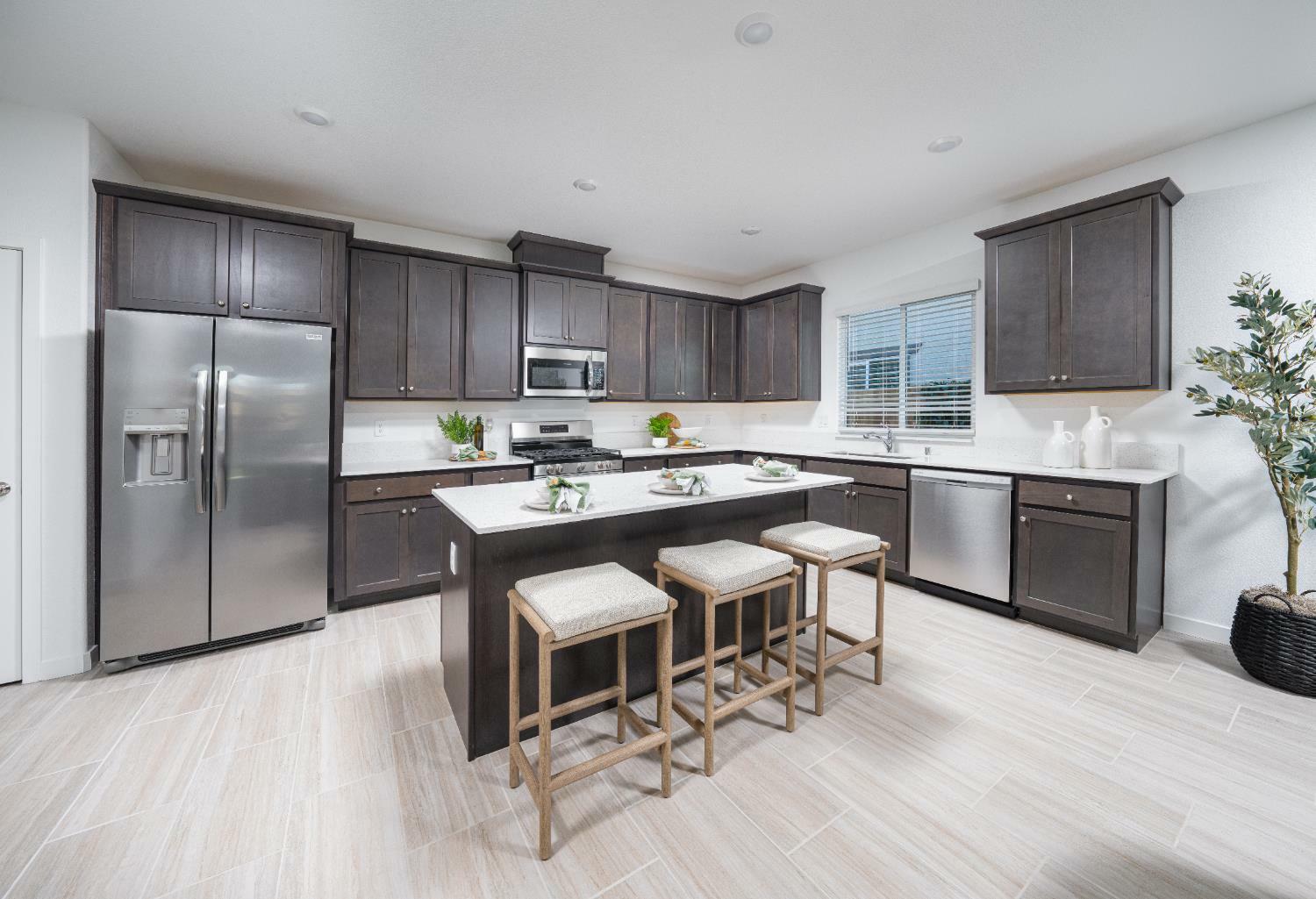 Property Photo: 4607 Duckhawk Circle CA 95742