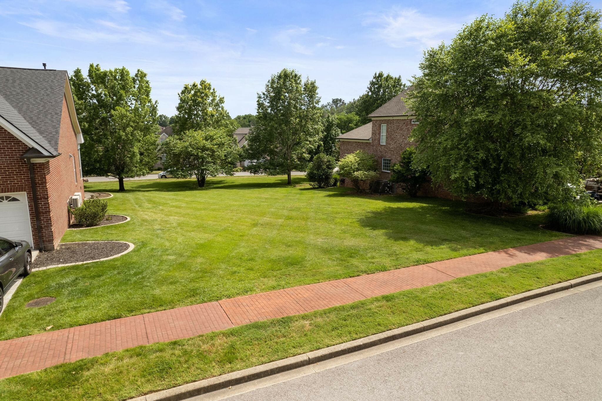 Property Photo: 1087 Isaac Franklin Dr TN 37066