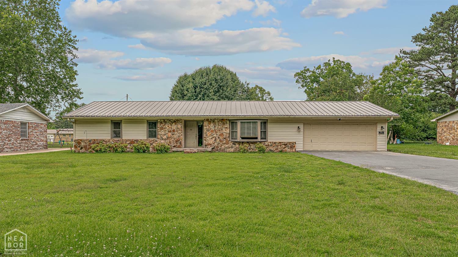 Property Photo: 5411 Thompson Drive AR 72404