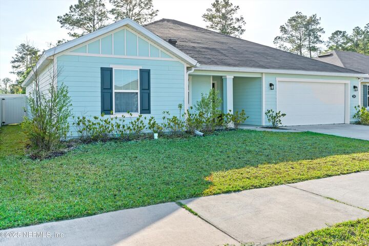 Property Photo: 2243 Burton Island Way FL 32218