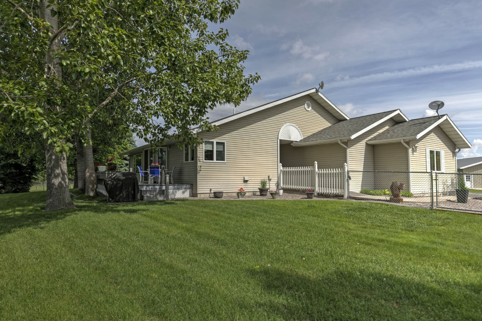 Property Photo: 10190 Kona Ranch Road MT 59808