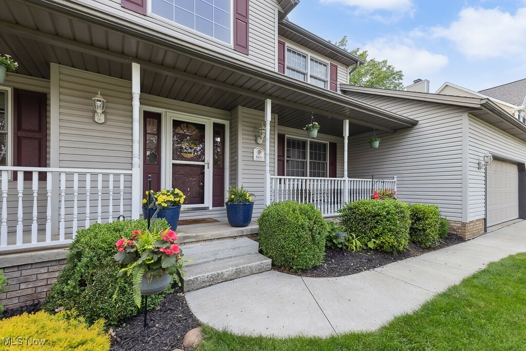 Property Photo: 3106 Snowgoose Lane OH 44319