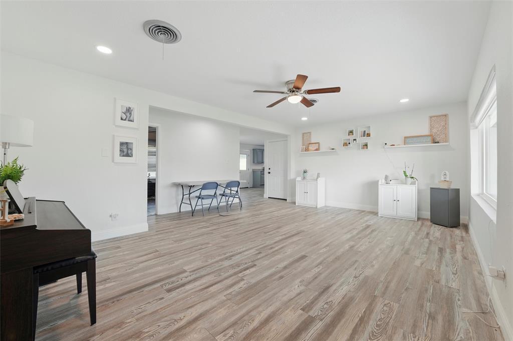 Property Photo: 421 E Tarrant Road TX 75050