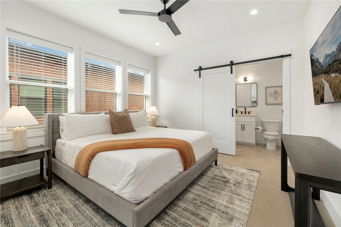 Property Photo: 622 SW Bluebird AR 72712