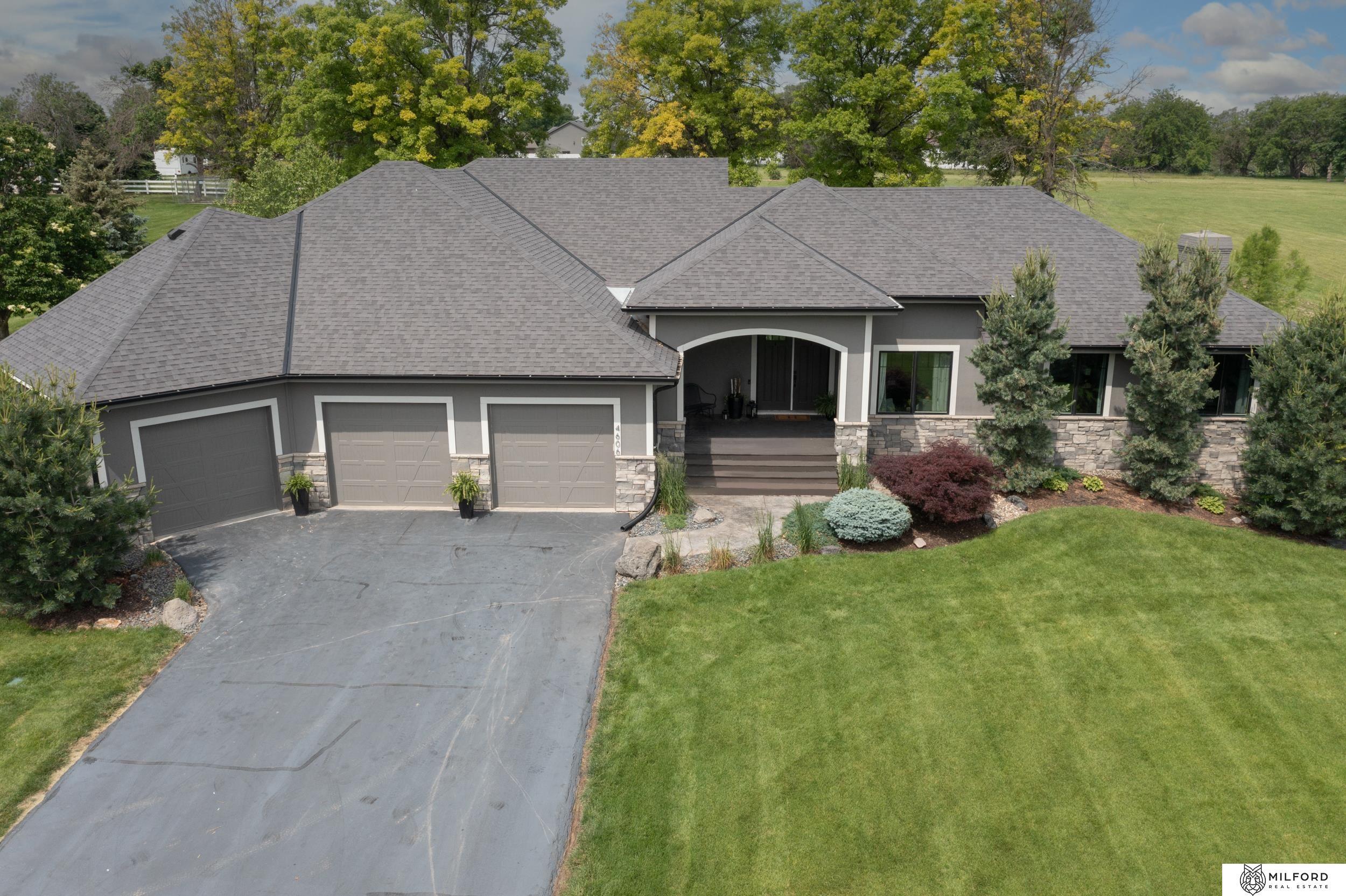 4606 S 184th Plaza  Omaha NE 68135 photo