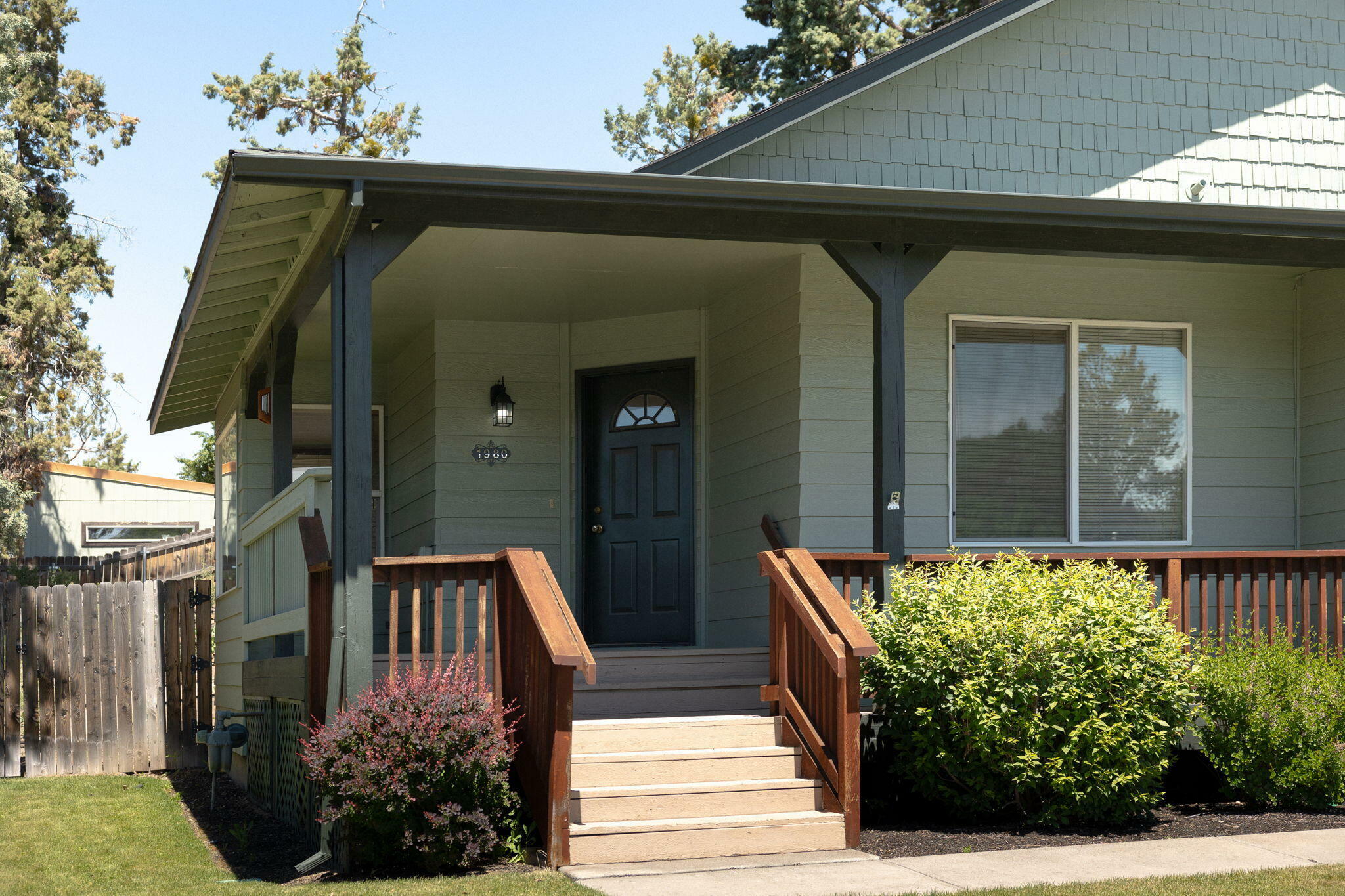 Property Photo: 1980 NE Jackson Avenue OR 97701