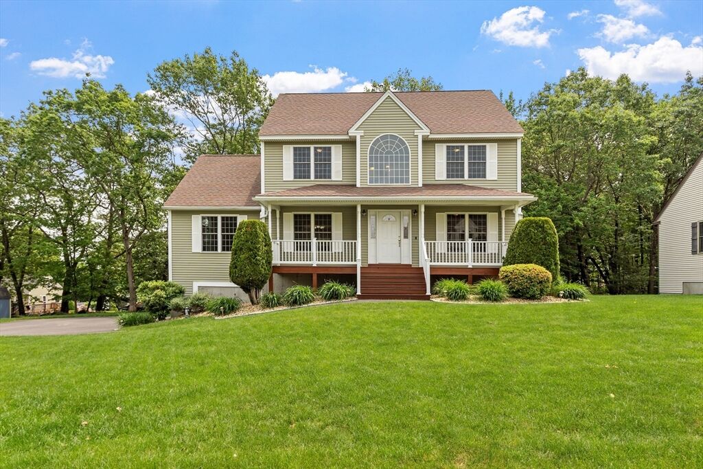 Property Photo:  65 Saint Anthony St  MA 01420 