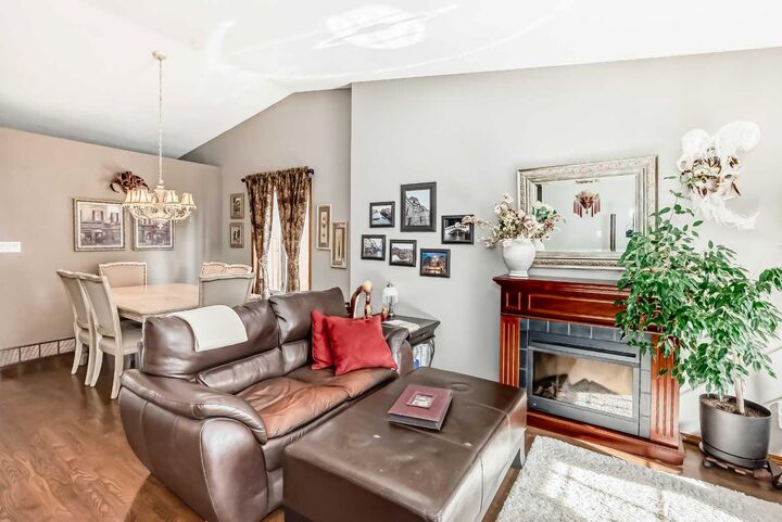368 Heritage Crescent W  Lethbridge AB T1K 6S3 photo