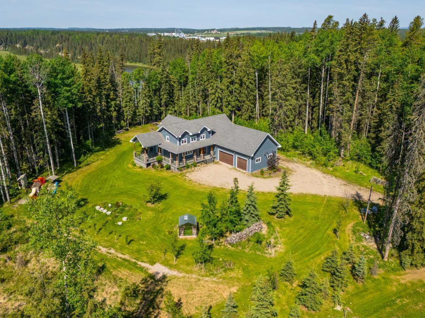 Property Photo:  16511 532A Township Road 1B  AB T7E 3A6 