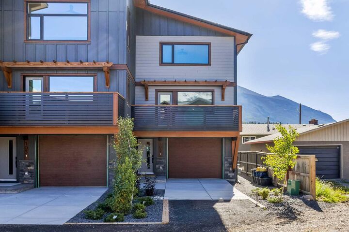 1413 Mountain Avenue 104  Canmore AB T1W 1M3 photo