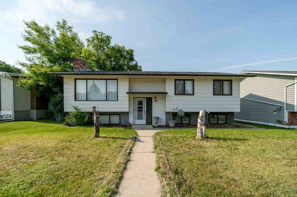 43 Greenbrook Way E  Brooks AB T1R 0J2 photo